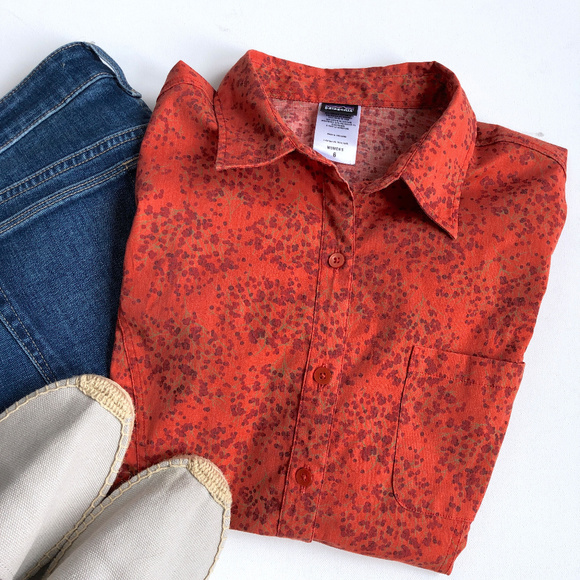Patagonia Tops - Patagonia Organic Cotton Blend Button Down